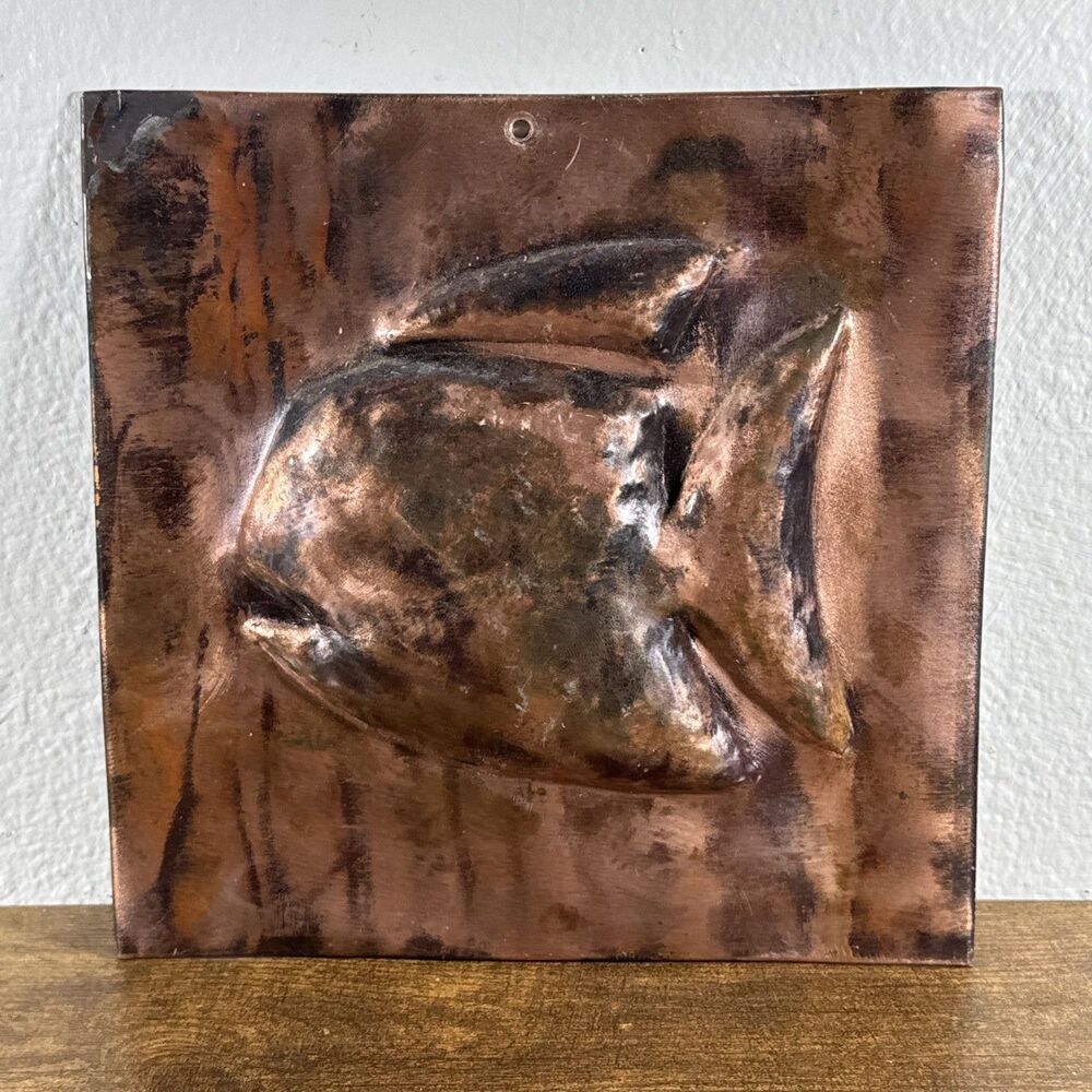 8.5 X 8.5 COPPER PATINA DECORATIVE WALL TILE FISH SEA LIFE